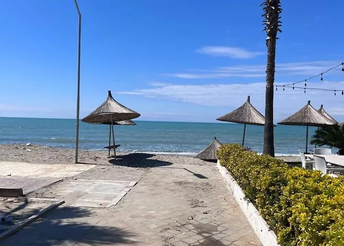 Sunset Seaview 305 *